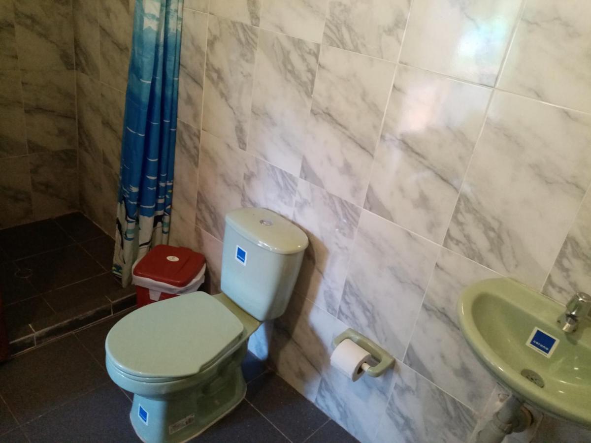 Hostal La Finquita Palomino Bagian luar foto